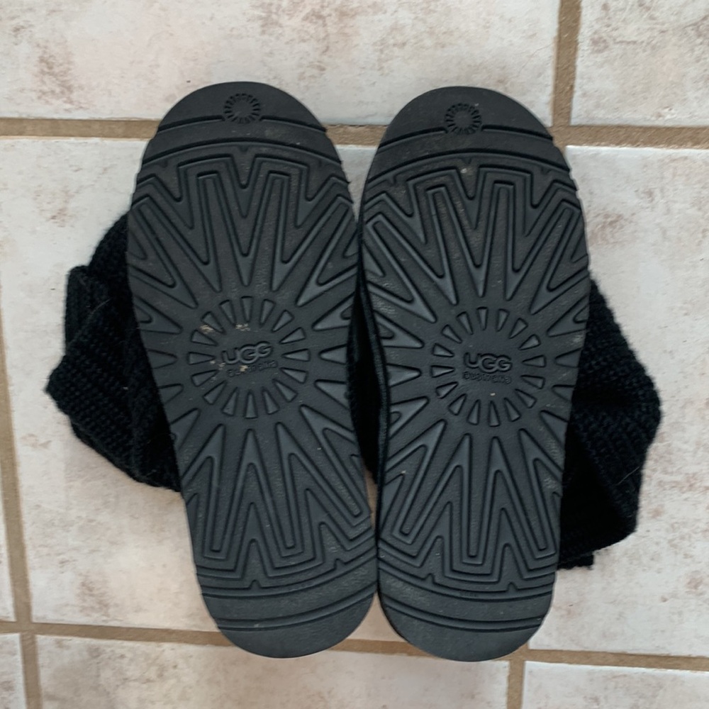 Black woven Ugg boots - Picture 3 of 6